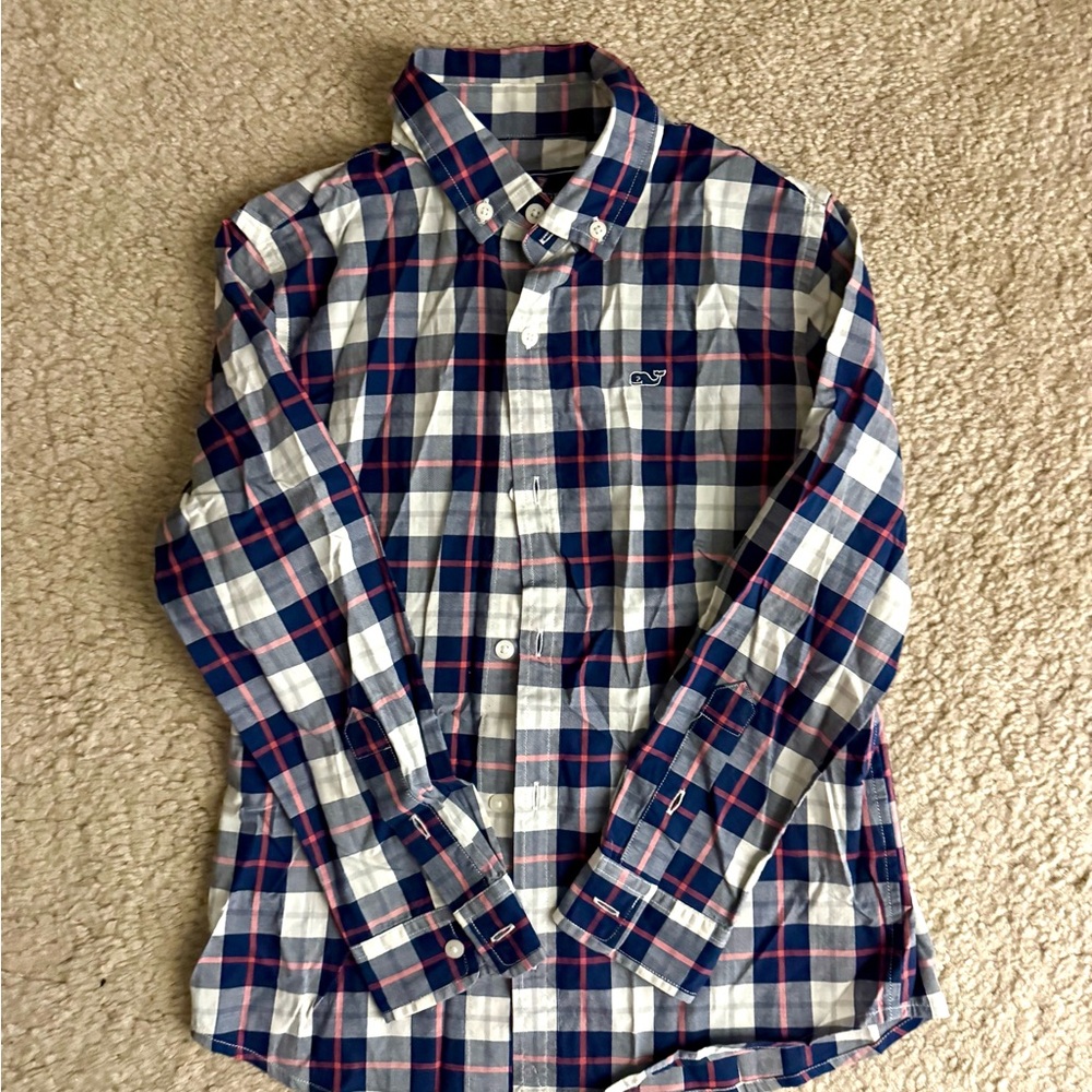Boy’s button down Vinyard Vines - Like New
